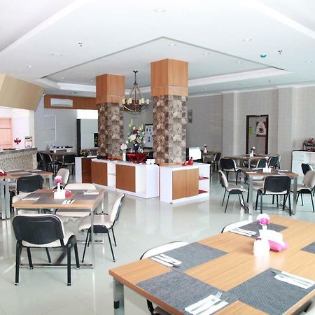 Training Centre Damhil Gorontalo Exterior photo
